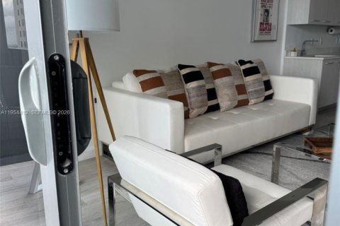 Снять в аренду кондоминиум в Майами, Флорида 1 спальня, 70.23м2, № 2008338 - фото 10