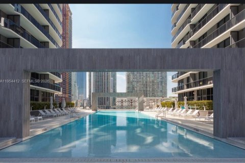 Снять в аренду кондоминиум в Майами, Флорида 1 спальня, 70.23м2, № 2008338 - фото 19