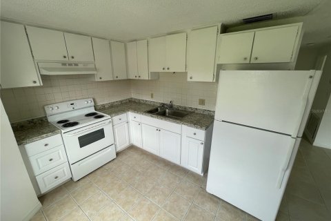 Apartment in New Port Richey, Florida 2 bedrooms, 66.89 sq.m. № 1913043 - photo 28