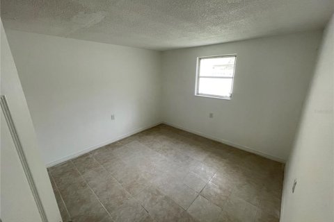 Apartment in New Port Richey, Florida 2 bedrooms, 66.89 sq.m. № 1913043 - photo 25