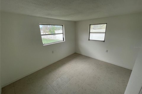 Apartment in New Port Richey, Florida 2 bedrooms, 66.89 sq.m. № 1913043 - photo 14