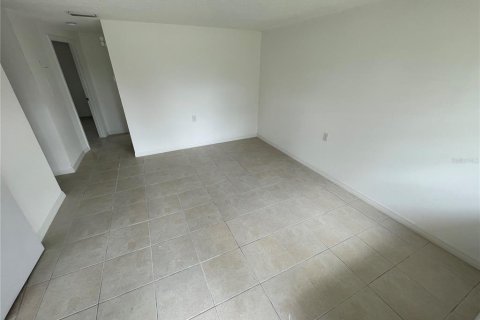 Apartment in New Port Richey, Florida 2 bedrooms, 66.89 sq.m. № 1913043 - photo 27