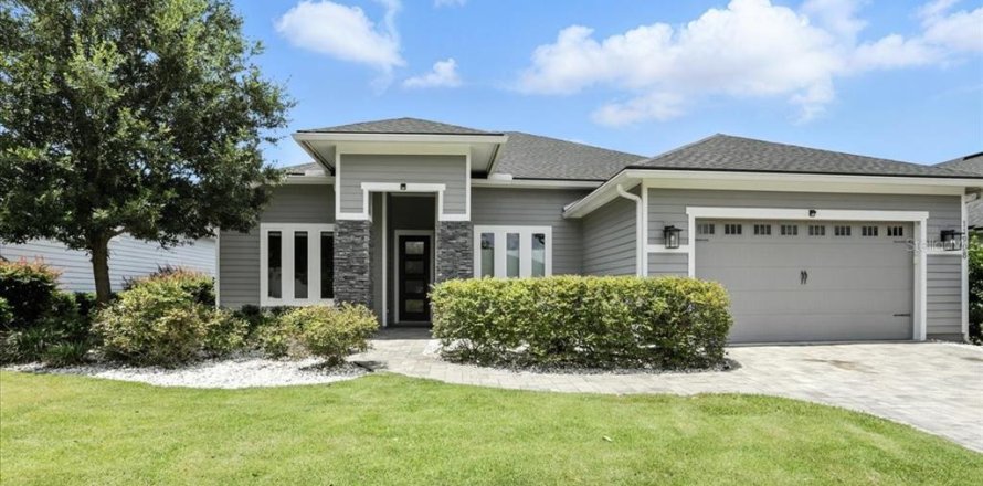 House in Gainesville, Florida 4 bedrooms, 212.56 sq.m. № 1796188