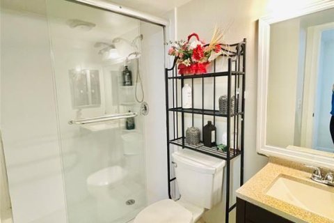 Купить кондоминиум в Маргит, Флорида 2 спальни, 91.97м2, № 2084678 - фото 3