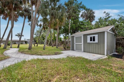 House in Sarasota, Florida 3 bedrooms, 139.35 sq.m. № 1849474 - photo 12