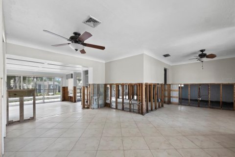 House in Sarasota, Florida 3 bedrooms, 139.35 sq.m. № 1849474 - photo 4