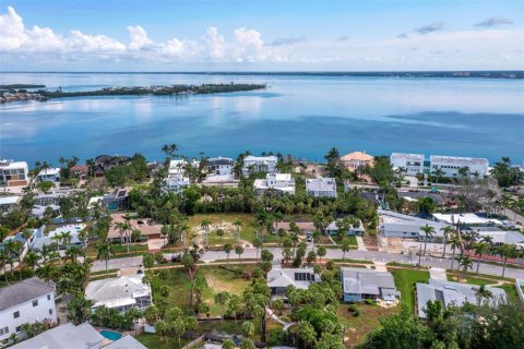 House in Sarasota, Florida 3 bedrooms, 139.35 sq.m. № 1849474 - photo 17