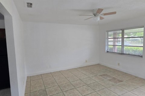 Apartment in Coral Springs, Florida 2 bedrooms, 77.76 sq.m. № 2251593 - photo 6