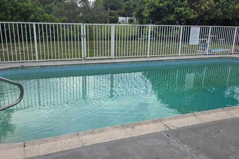 Apartment in Coral Springs, Florida 2 bedrooms, 77.76 sq.m. № 2251593 - photo 8