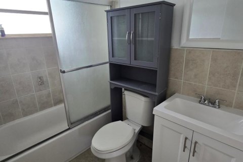 Apartment in Coral Springs, Florida 2 bedrooms, 77.76 sq.m. № 2251593 - photo 7