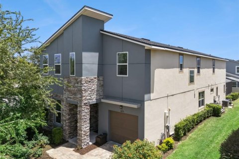 Casa en SOLARA RESORT en Kissimmee, Florida 7 dormitorios, 328.22 m2 № 2294546