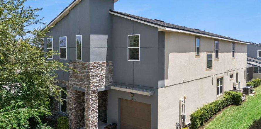 Villa ou maison à SOLARA RESORT à Kissimmee, Floride 7 chambres, 328.22 m2 № 2294546