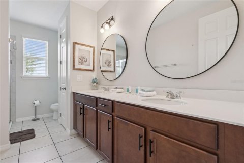 Villa ou maison à vendre à Kissimmee, Floride: 7 chambres, 328.22 m2 № 2294546 - photo 24