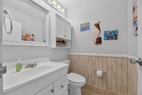 Condo in Sun City Center, Florida, 1 bedroom № 2156766 - photo 15