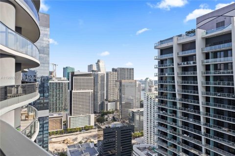 Снять в аренду кондоминиум в Майами, Флорида 1 спальня, 94.95м2, № 2035923 - фото 18