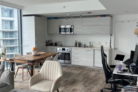 Condo in Miami, Florida, 1 bedroom  № 2068124 - photo 21