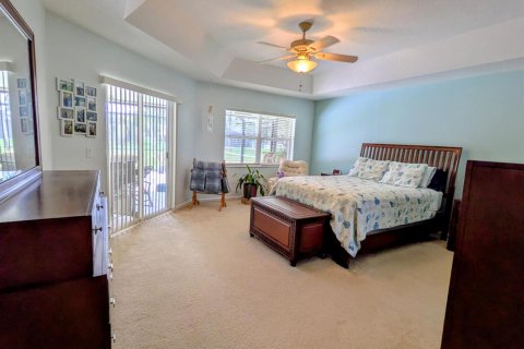 House in Port St. Lucie, Florida 4 bedrooms, 218.23 sq.m. № 2086746 - photo 16