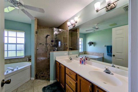 House in Port St. Lucie, Florida 4 bedrooms, 218.23 sq.m. № 2086746 - photo 20