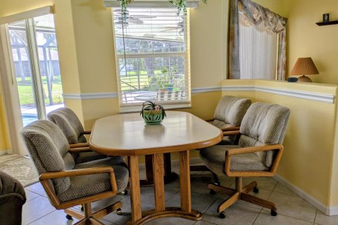 House in Port St. Lucie, Florida 4 bedrooms, 218.23 sq.m. № 2086746 - photo 14
