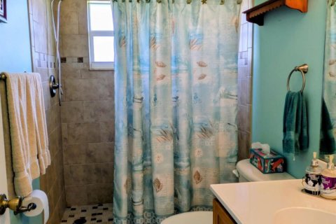 House in Port St. Lucie, Florida 4 bedrooms, 218.23 sq.m. № 2086746 - photo 28