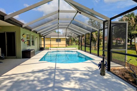 House in Port St. Lucie, Florida 4 bedrooms, 218.23 sq.m. № 2086746 - photo 30