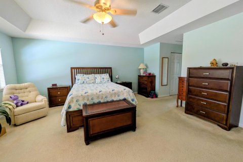 House in Port St. Lucie, Florida 4 bedrooms, 218.23 sq.m. № 2086746 - photo 17