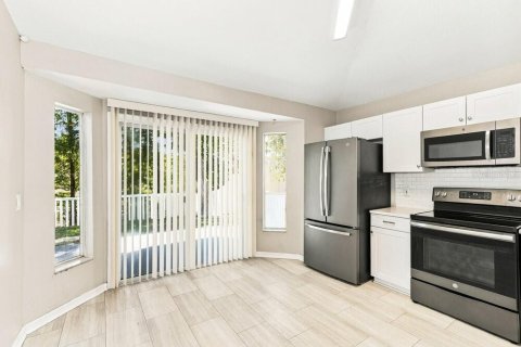 Villa ou maison à louer à Tampa, Floride: 4 chambres, 120.59 m2 № 2407158 - photo 7