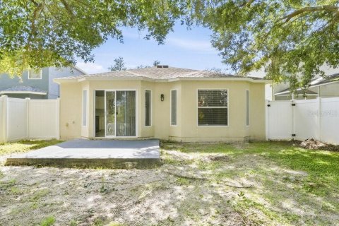 Villa ou maison à louer à Tampa, Floride: 4 chambres, 120.59 m2 № 2407158 - photo 16