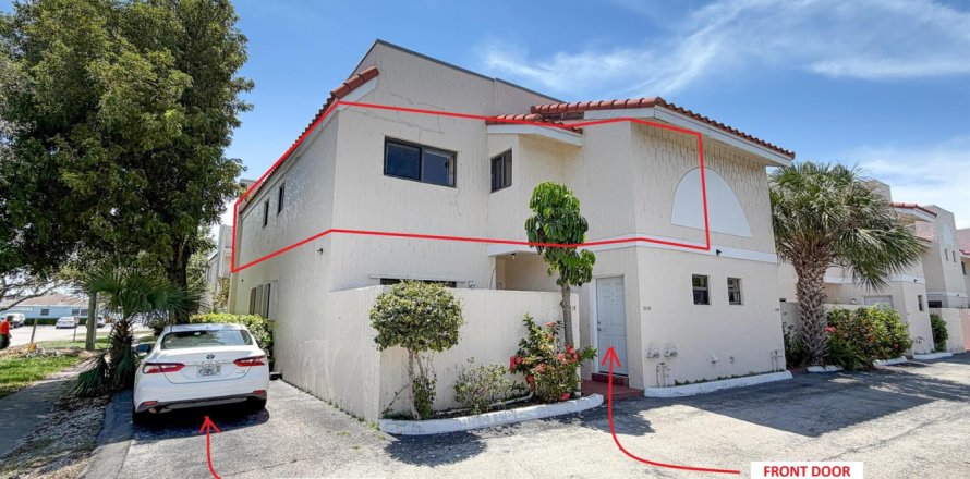 Condo à Pompano Beach, Floride, 2 chambres  № 2189232