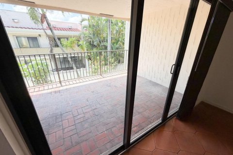 Copropriété à vendre à Pompano Beach, Floride: 2 chambres, 125.88 m2 № 2189232 - photo 18