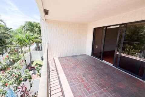 Copropriété à vendre à Pompano Beach, Floride: 2 chambres, 125.88 m2 № 2189232 - photo 20