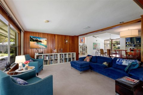 House in Sarasota, Florida 3 bedrooms, 190.17 sq.m. № 2214577 - photo 16