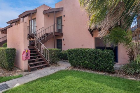 Condominio en Lake Wales, Florida, 2 dormitorios № 2195257