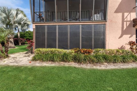 Condominio en venta en Lake Wales, Florida, 2 dormitorios, 104.05 m2 № 2195257 - foto 27