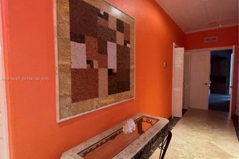 Casa en alquiler en Hallandale Beach, Florida, 3 dormitorios, 180.32 m2 № 1984586 - foto 23