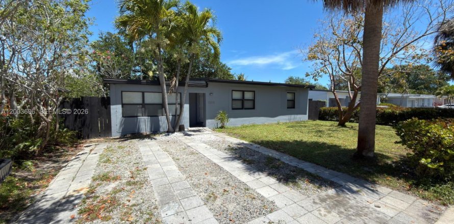 House in Fort Lauderdale, Florida 3 bedrooms, 100.71 sq.m. № 2069420