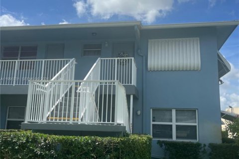 Condominio en venta en Hollywood, Florida, 2 dormitorios, 78.04 m2 № 2056619 - foto 4