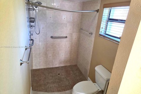Copropriété à vendre à Sunrise, Floride: 2 chambres, 127.28 m2 № 1726728 - photo 20