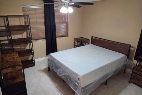 Copropriété à vendre à Sunrise, Floride: 2 chambres, 127.28 m2 № 1726728 - photo 21