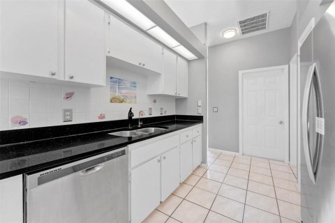 Villa ou maison à vendre à Spring Hill, Floride: 3 chambres, 140.56 m2 № 2312895 - photo 14