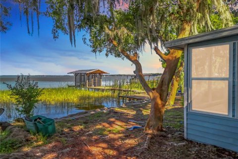 House in Eustis, Florida 3 bedrooms, 212.37 sq.m. № 1742758 - photo 1