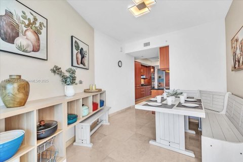 Condo in Hollywood, Florida, 3 bedrooms  № 1698151 - photo 26