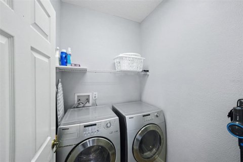Casa en venta en Zephyrhills, Florida, 3 dormitorios, 139.91 m2 № 2388318 - foto 21