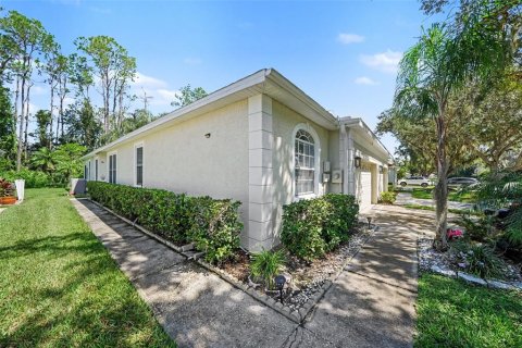 Casa en venta en Zephyrhills, Florida, 3 dormitorios, 139.91 m2 № 2388318 - foto 4