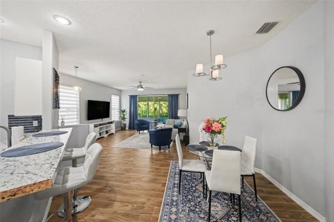 Casa en venta en Zephyrhills, Florida, 3 dormitorios, 139.91 m2 № 2388318 - foto 9