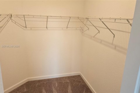 Casa en venta en Homestead, Florida, 5 dormitorios, 269.88 m2 № 1997479 - foto 26