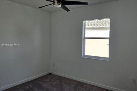 Casa en venta en Homestead, Florida, 5 dormitorios, 269.88 m2 № 1997479 - foto 22