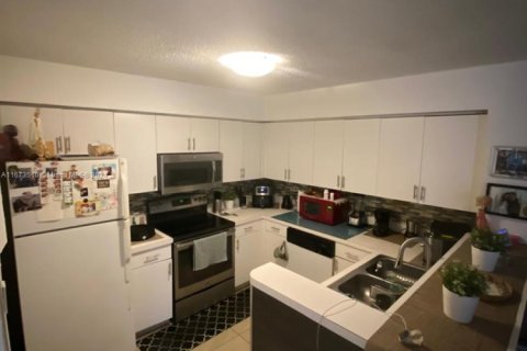 Купить кондоминиум в Дорал, Флорида 1 спальня, 69.03м2, № 1930672 - фото 7