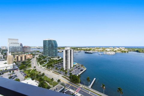 Copropriété à vendre à West Palm Beach, Floride: 4 chambres, 412.11 m2 № 2190891 - photo 3