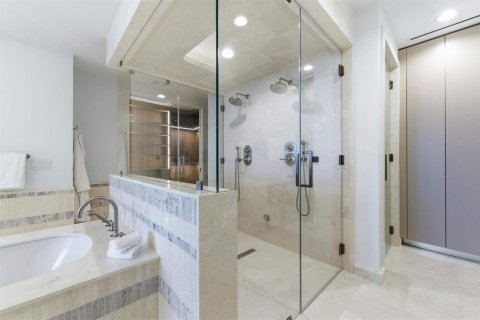 Copropriété à vendre à West Palm Beach, Floride: 4 chambres, 412.11 m2 № 2190891 - photo 17